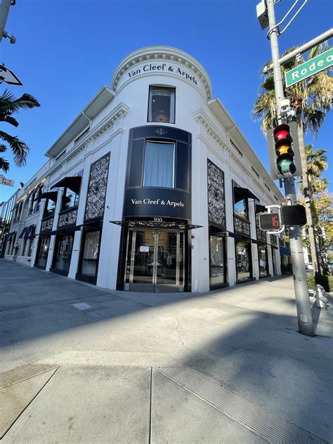 405 north rodeo drive, 90210 beverly hills